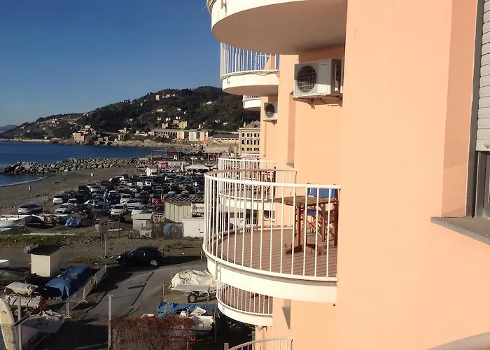 Sirenella 3*