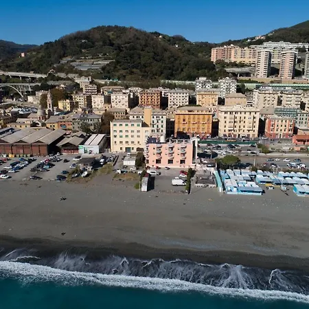 Sirenella 3*
