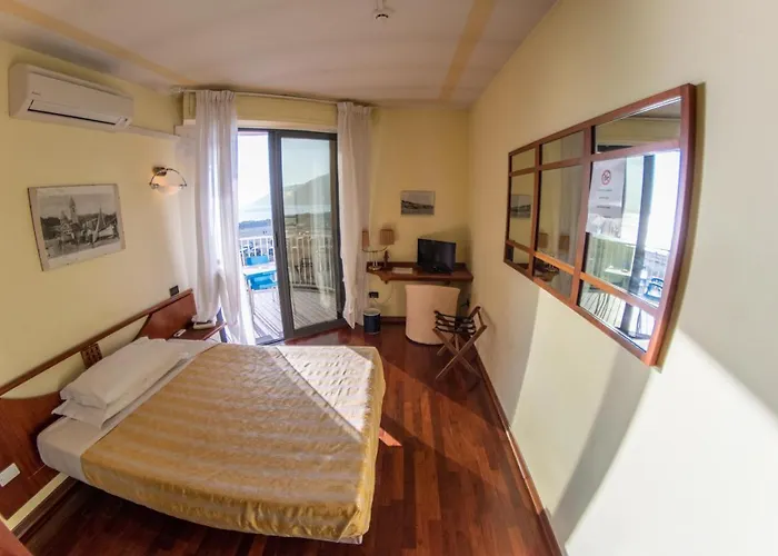 Sirenella Hotel Mele